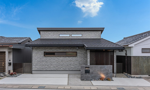 【岐阜市|24坪】中庭のみえるリビングのある平屋